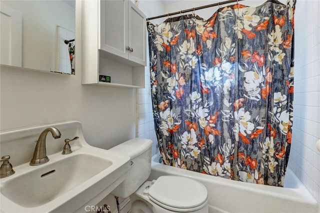 7432 Farmdale, North Hollywood, CA 91605
