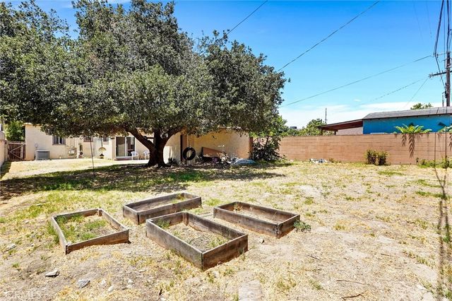 7432 Farmdale, North Hollywood, CA 91605