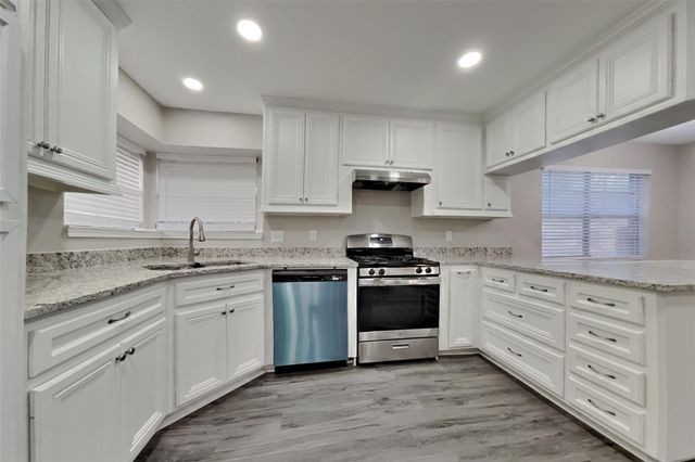 5402 Woodville Lane, Spring, TX 77379