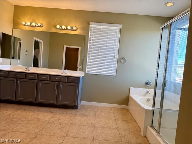 7628 Schuders Avenue, Las Vegas, NV 89178