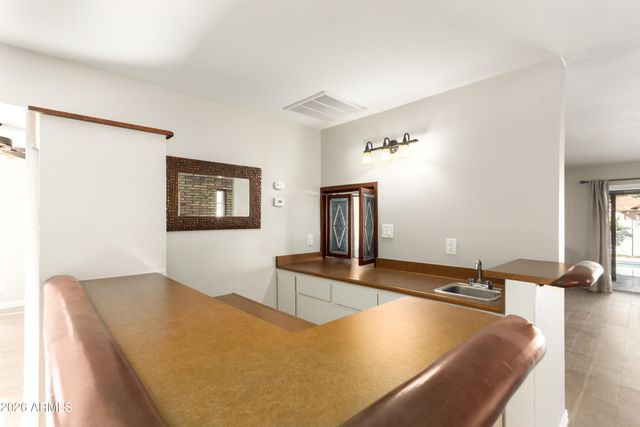 1874 E GENEVA Drive, Tempe, AZ 85282