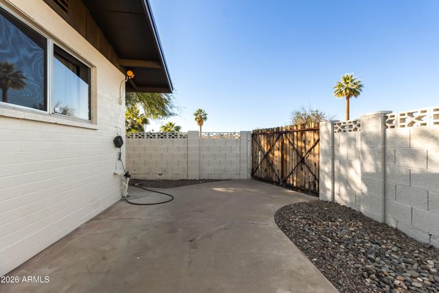 1874 E GENEVA Drive, Tempe, AZ 85282