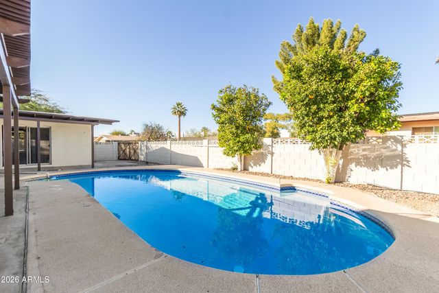 1874 E GENEVA Drive, Tempe, AZ 85282