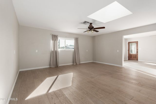 1874 E GENEVA Drive, Tempe, AZ 85282