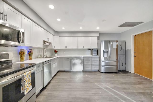 2080 Colonial Road 1, Fort Pierce, FL 34950