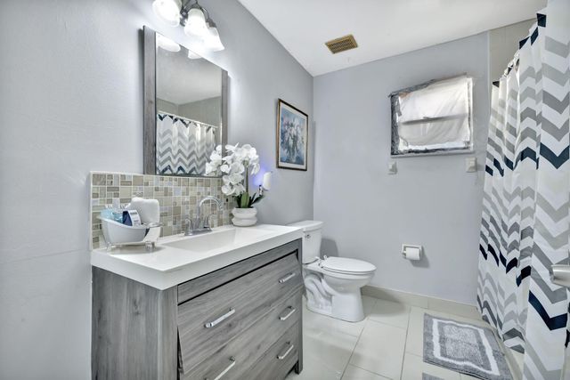 2080 Colonial Road 1, Fort Pierce, FL 34950