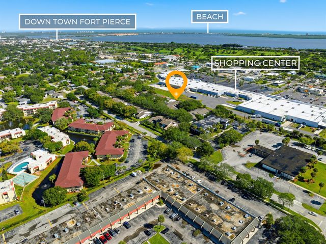 2080 Colonial Road 1, Fort Pierce, FL 34950
