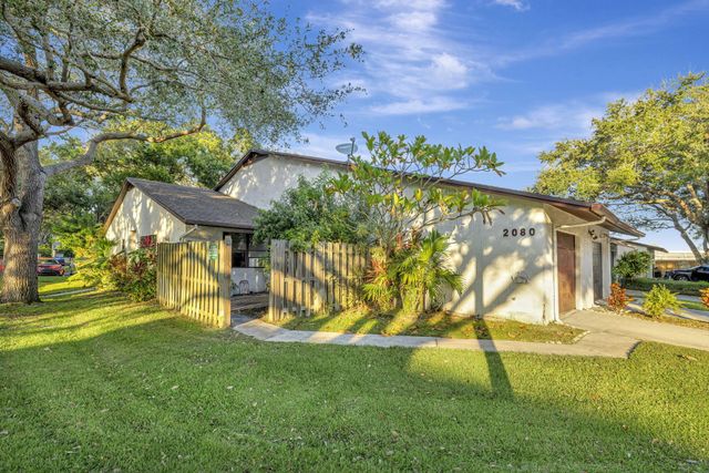 2080 Colonial Road 1, Fort Pierce, FL 34950