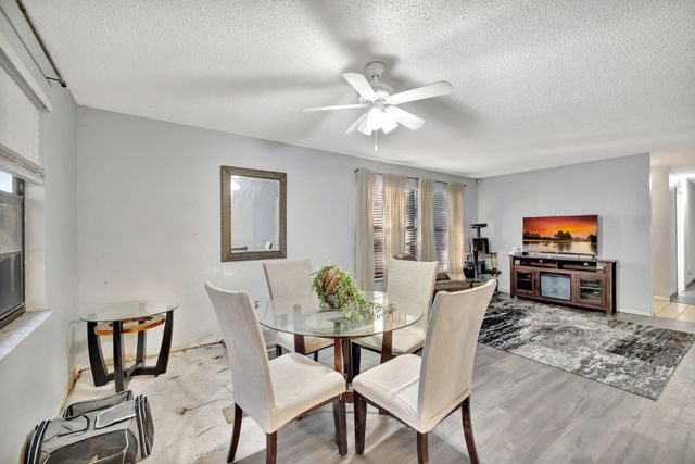 2080 Colonial Road 1, Fort Pierce, FL 34950