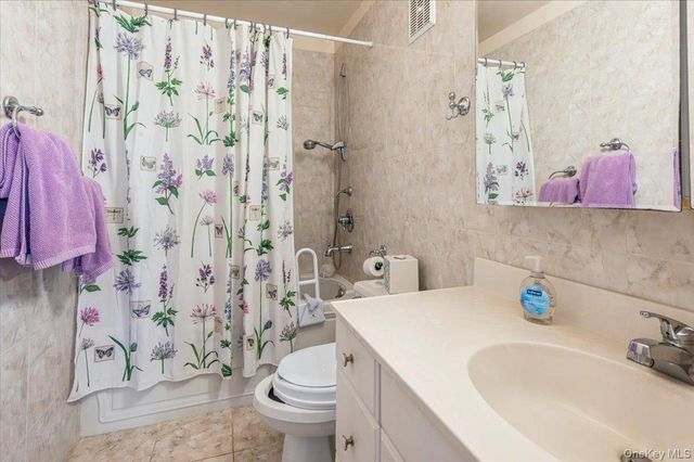 20 Heritage Drive B, New City, NY 10956