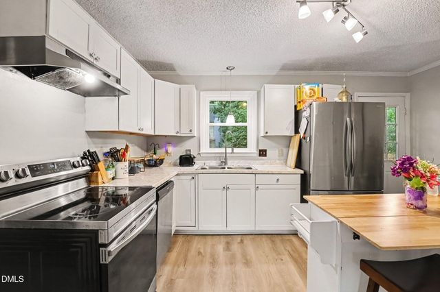 7320 Ewing Place, Raleigh, NC 27616
