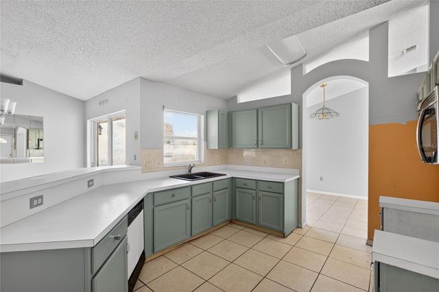 3204 SAINT JAMES AVENUE, Deltona, FL 32738