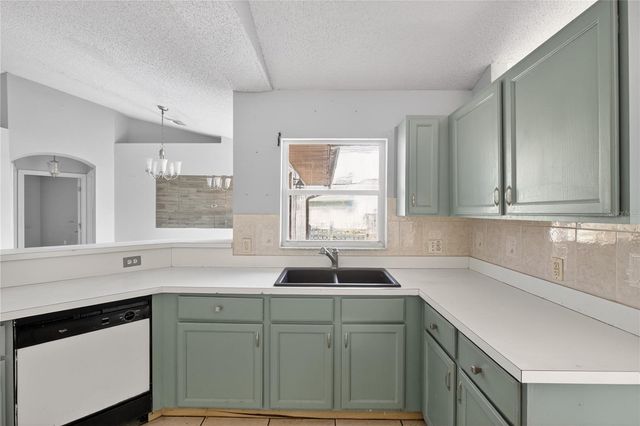 3204 SAINT JAMES AVENUE, Deltona, FL 32738