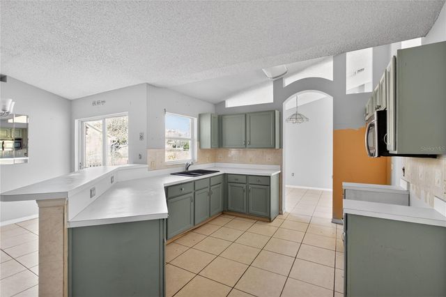 3204 SAINT JAMES AVENUE, Deltona, FL 32738