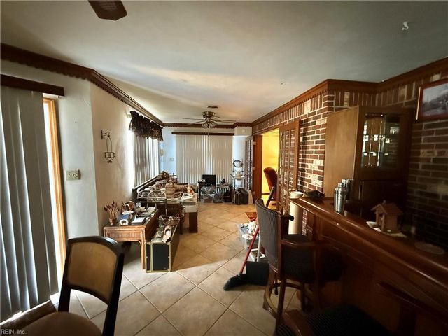 3704 Summer PL, Virginia Beach, VA 23453