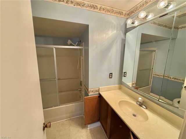 3704 Summer PL, Virginia Beach, VA 23453