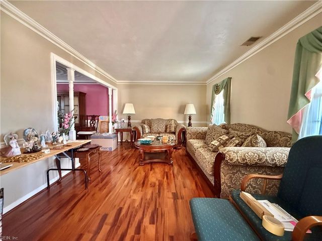 3704 Summer PL, Virginia Beach, VA 23453