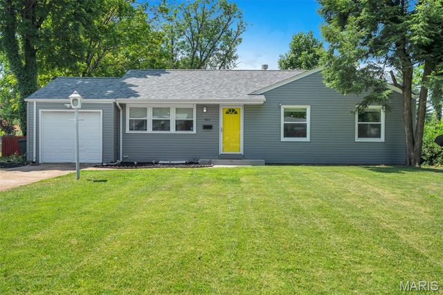 962 Buckeye Drive, Ferguson, MO 63135