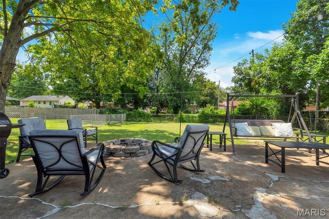 962 Buckeye Drive, Ferguson, MO 63135