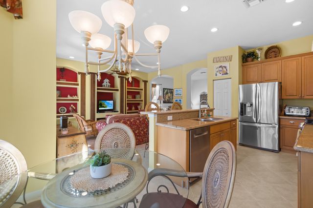 333 NW Springview Loop, Port St. Lucie, Port St Lucie, FL 34986