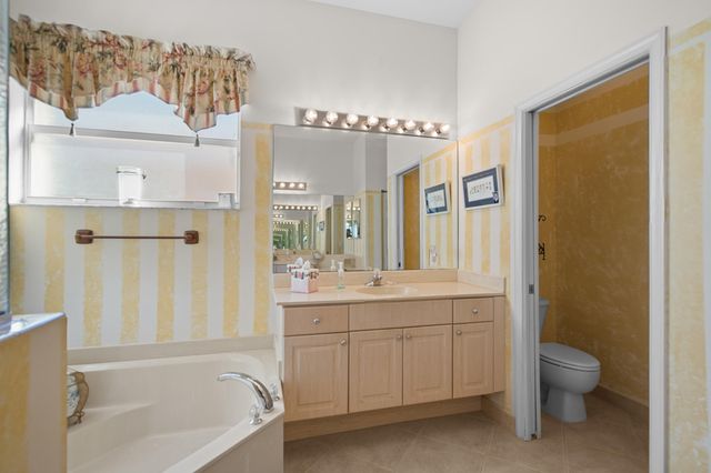 333 NW Springview Loop, Port St. Lucie, Port St Lucie, FL 34986