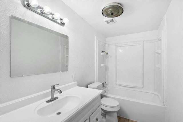 1011 Hackberry ST A&B, San Marcos, TX 78666