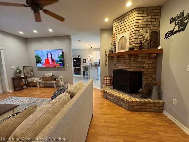 2843 Meadowood Lane, Sebring, FL 33875