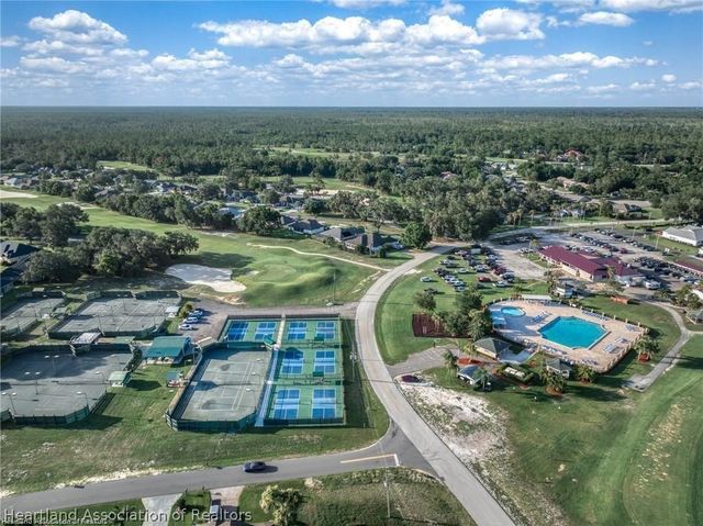2843 Meadowood Lane, Sebring, FL 33875