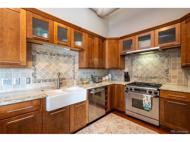 930 Acoma St 301, Denver, CO 80204