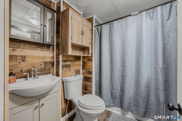 232 Franklin Street, Norwich, CT 06360