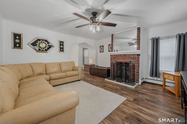 232 Franklin Street, Norwich, CT 06360