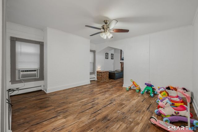 232 Franklin Street, Norwich, CT 06360