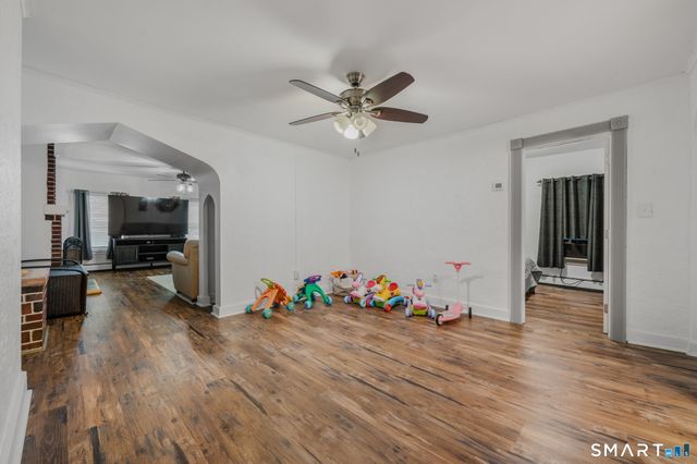 232 Franklin Street, Norwich, CT 06360