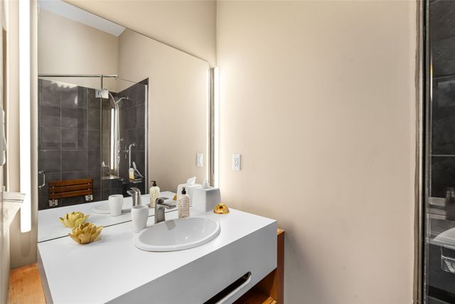 16 Plano Arbolito, Santa Fe, NM 87506