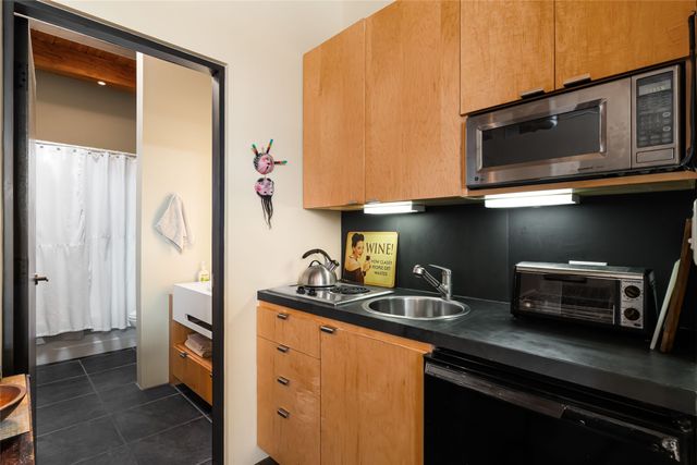 16 Plano Arbolito, Santa Fe, NM 87506