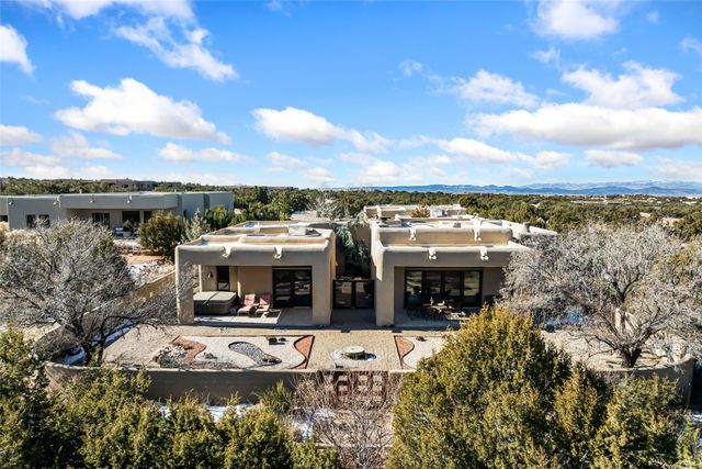 16 Plano Arbolito, Santa Fe, NM 87506