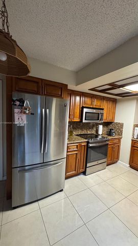 15039 SW 89th Terr Road, Miami, FL 33196