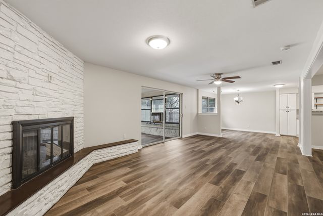 630 Rocklyn, Windcrest, TX 78239