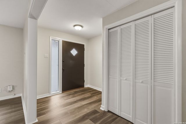 630 Rocklyn, Windcrest, TX 78239