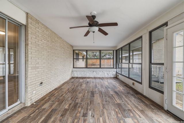 630 Rocklyn, Windcrest, TX 78239