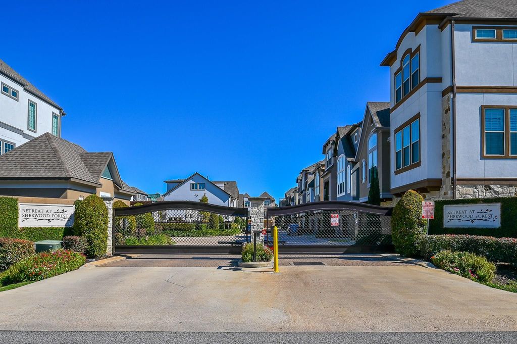 11023 Acorn Falls Drive, Houston, TX 77043
