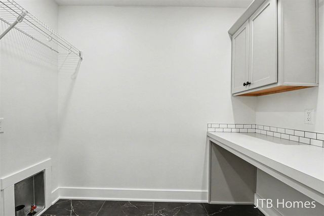 5967 Claymont Court, Caledonia, MI 49316