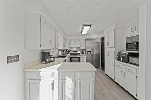 3513 Knollwood Drive, Beavercreek, OH 45432