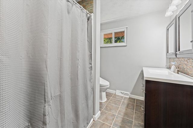 3513 Knollwood Drive, Beavercreek, OH 45432