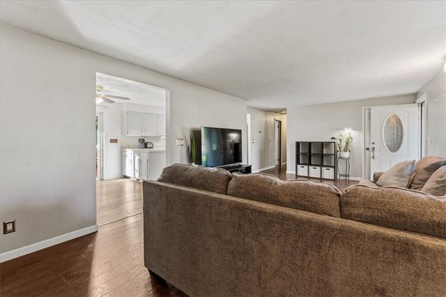 3513 Knollwood Drive, Beavercreek, OH 45432
