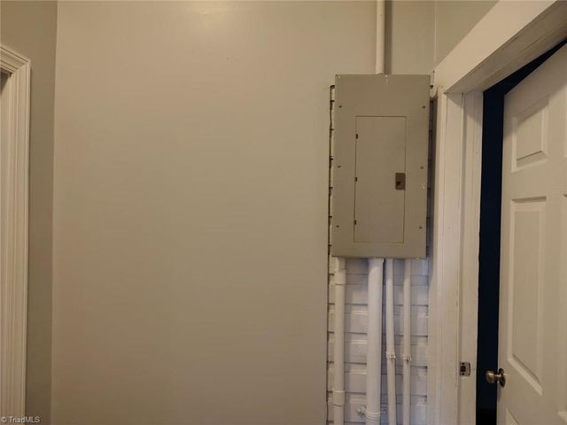 1414 E Green Drive, High Point, NC 27260