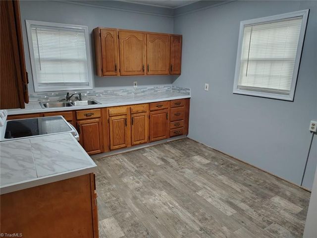 1414 E Green Drive, High Point, NC 27260