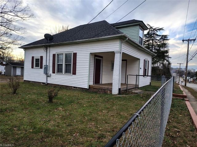 1414 E Green Drive, High Point, NC 27260