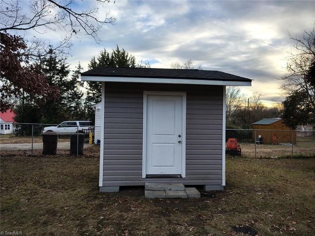 1414 E Green Drive, High Point, NC 27260