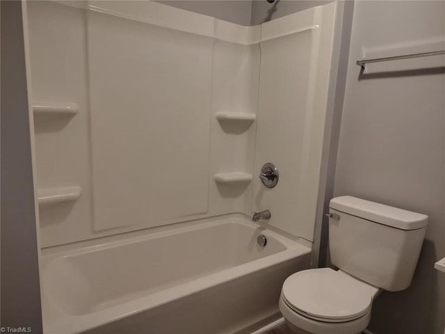 1414 E Green Drive, High Point, NC 27260